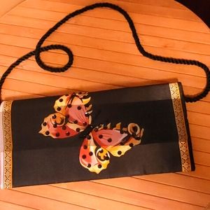 Butterfly clutch